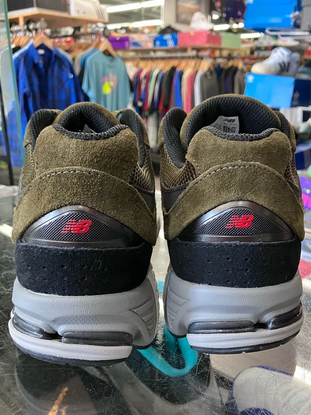 New Balance 2002R Woodland Black Size 8.5 New Balance 2002R Woodland Black Men main image 3